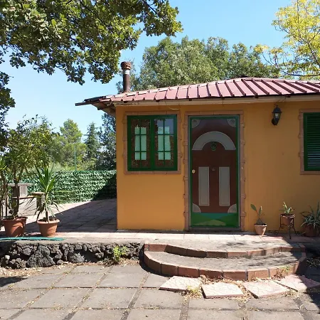 Etna Chalet Zafferana Etnea *